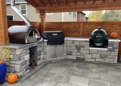 outdoor bbq smoker and pizza oven